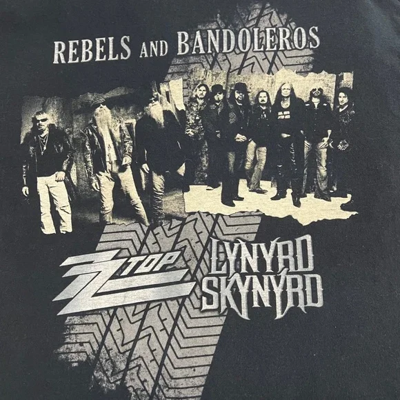ZZ Top and Lynyrd Skynyrd Concert T-Shirt - Picture 3 of 7